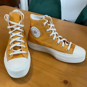 Gold/Mustard Platform Converse, Size 6.5 US